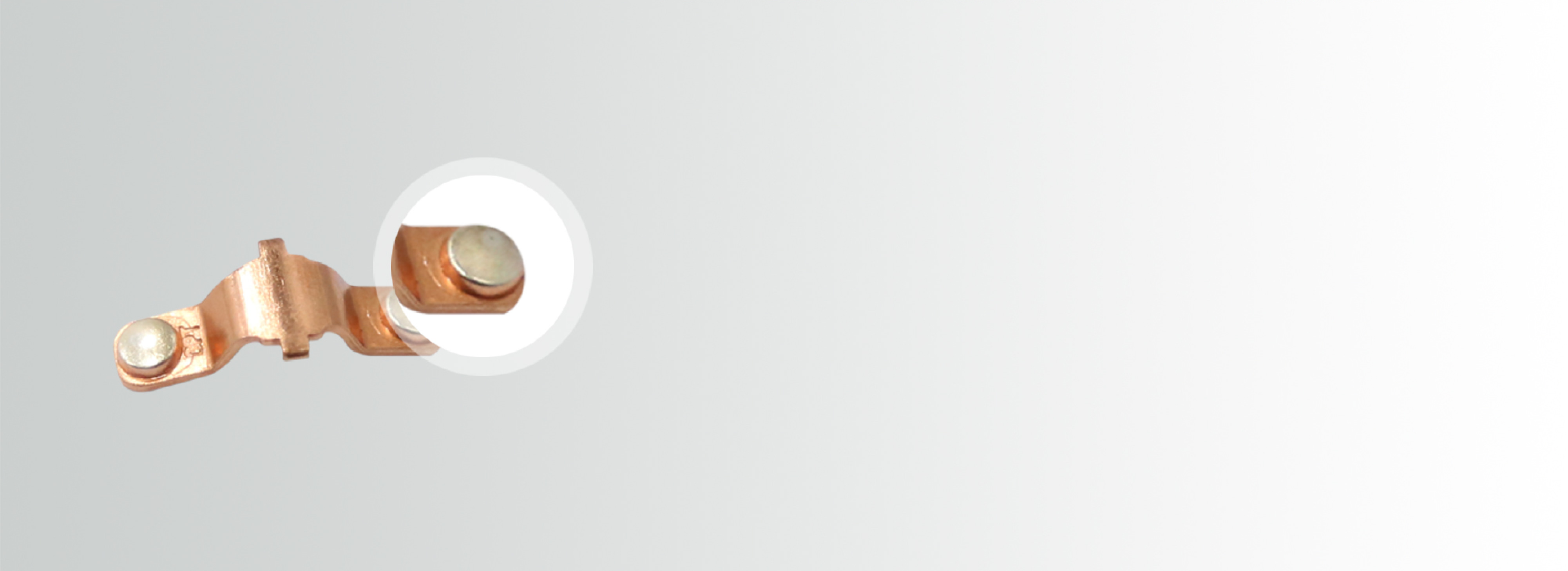 合理搭配金属件,经久耐用黄金比例的锡磷青...