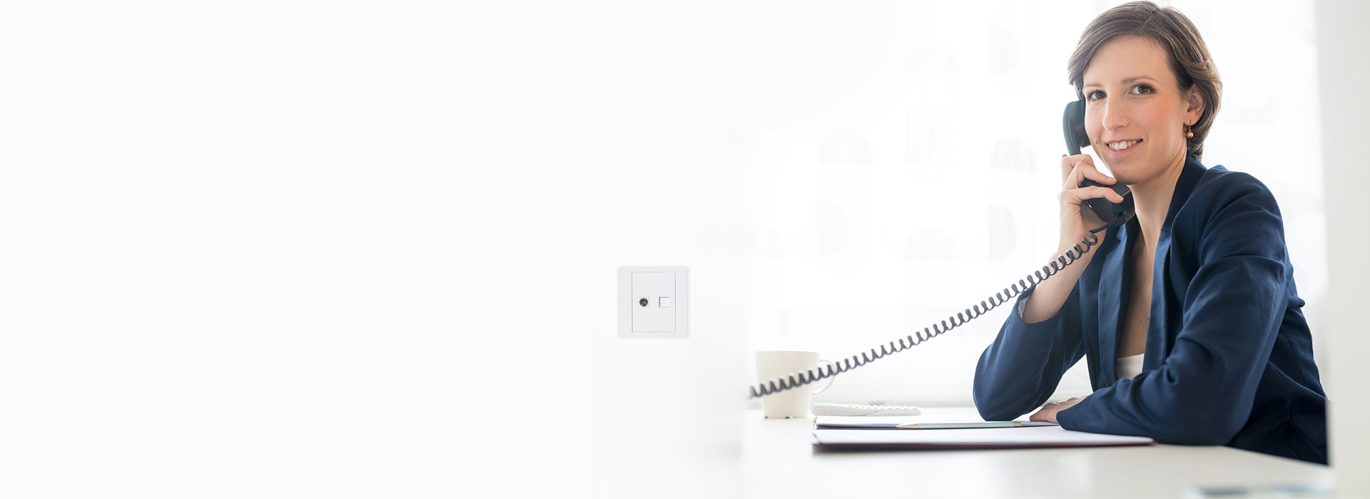 模块化设计,通话顺畅
 正泰开关NEW7...