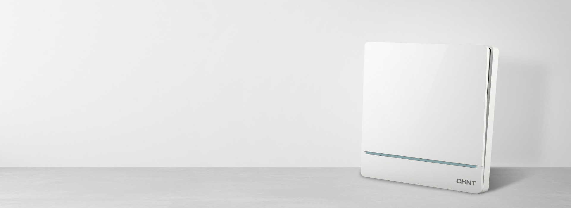 NEW2I 系列开关插座
 进阶,Tou...