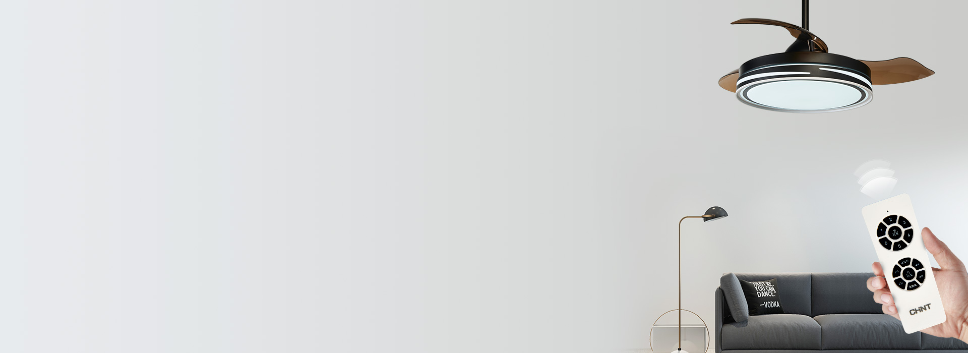 智能遥控,一键改变场景
 正泰照明风扇灯...