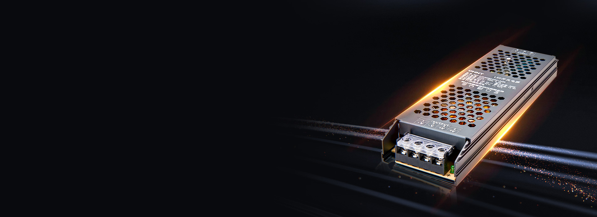 24V开关电源
 低压安全,坚固耐用。
...