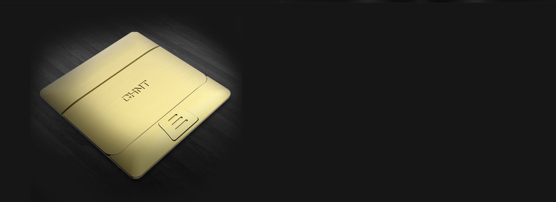 黄铜·光泽隽亮
 全铜合金面板,抛光拉丝...