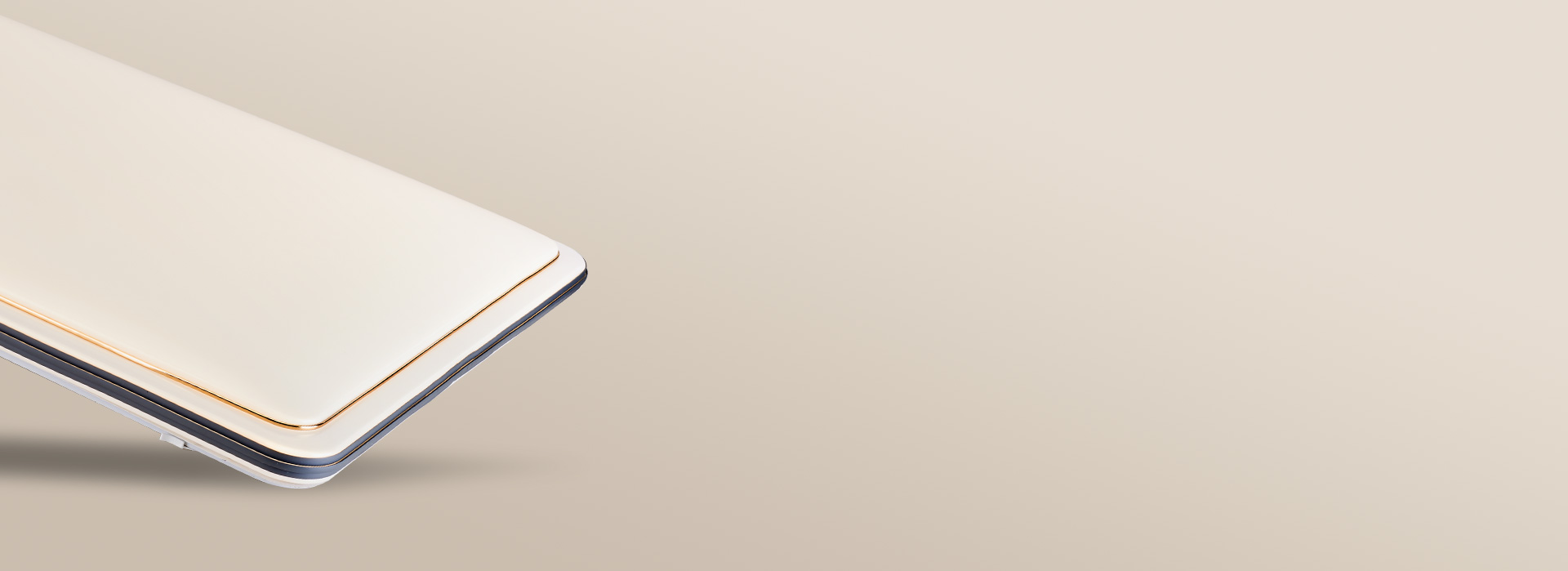 PMMA光学面罩,柔和透光
 正泰照明吸...