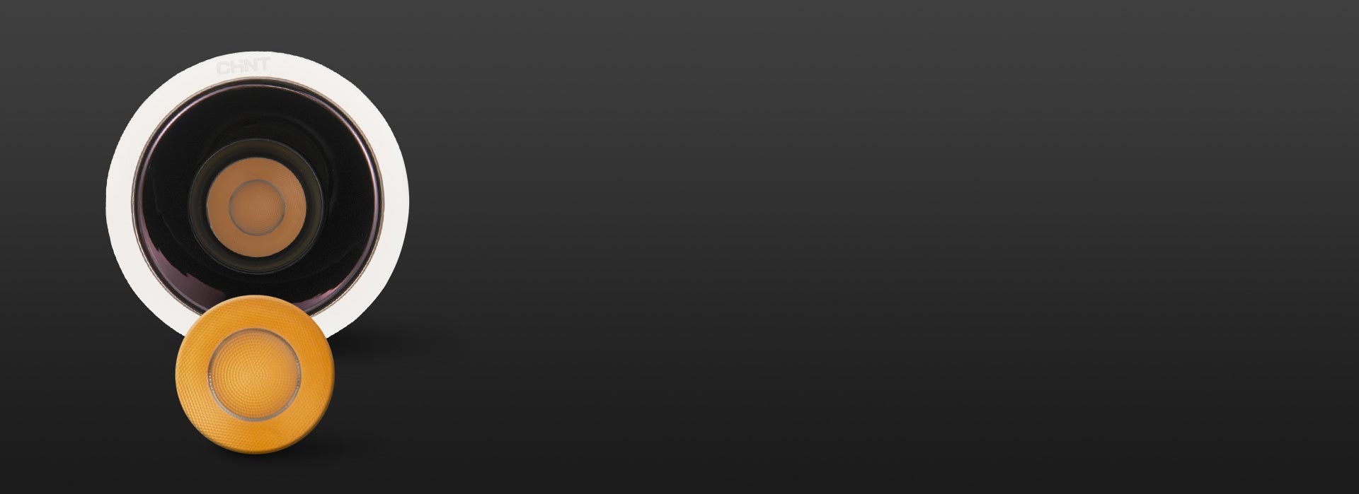 蜂窝光学透镜,光效纯净柔美
 蜂窝状透镜...