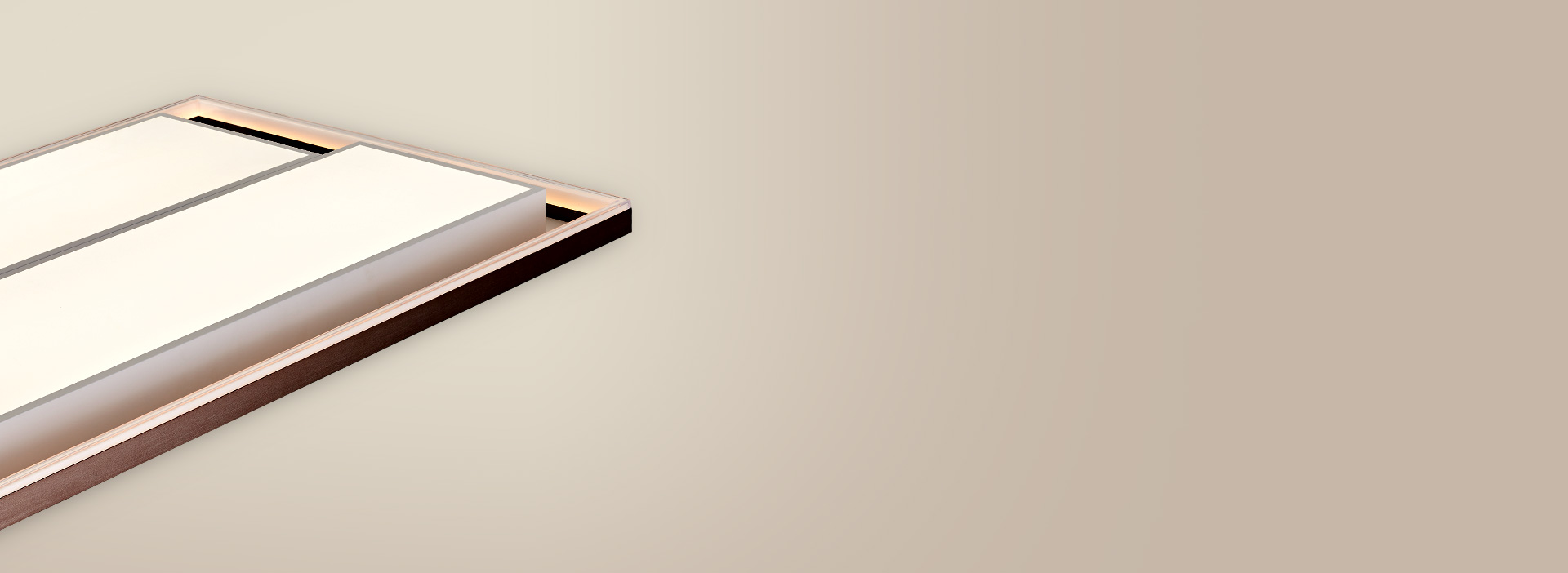 防腐防锈更耐用
 精工铁艺灯体,多层精美...